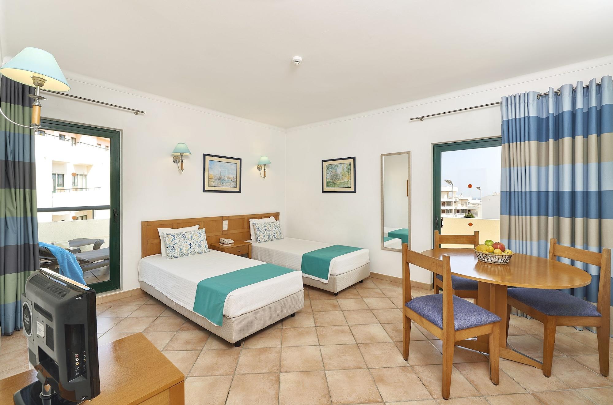 Oceanus Aparthotel Albufeira Exteriér fotografie